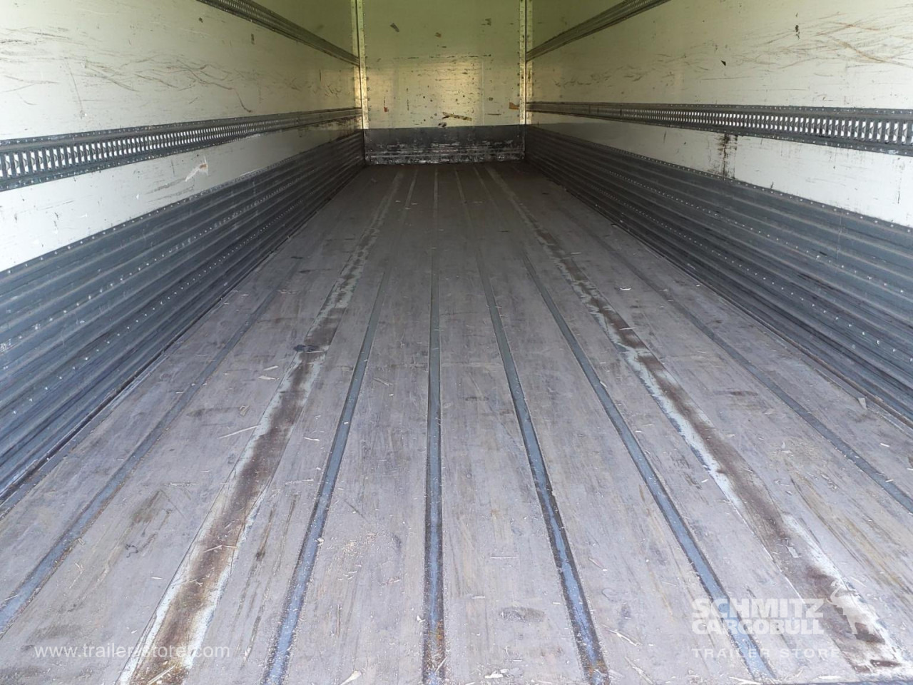 FRUEHAUF Dryfreight Standard Roller shutter door - Полуприцеп-фургон: фото 3 FRUEHAUF Dryfreight Standard Roller shutter door - Полуприцеп-фургон: фото 3