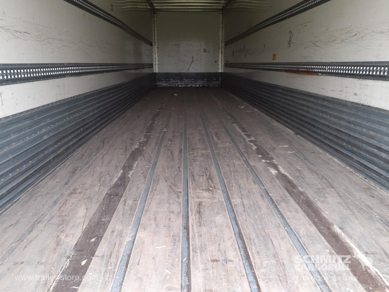 FRUEHAUF Dryfreight Standard Roller shutter door - Полуприцеп-фургон: фото 3 FRUEHAUF Dryfreight Standard Roller shutter door - Полуприцеп-фургон: фото 3