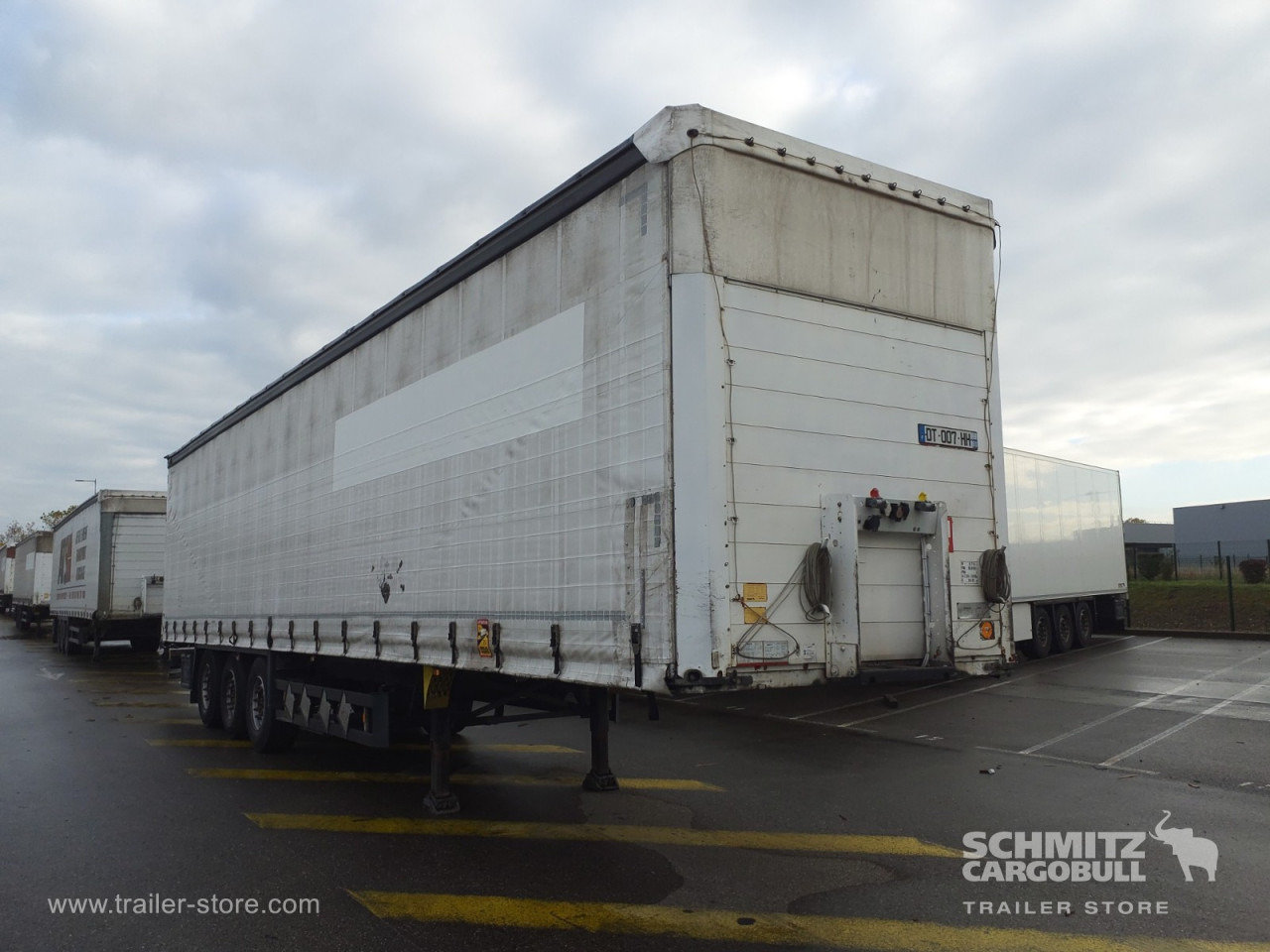 SCHMITZ Curtainsider Standard - Тентованный полуприцеп: фото 1 SCHMITZ Curtainsider Standard - Тентованный полуприцеп: фото 1
