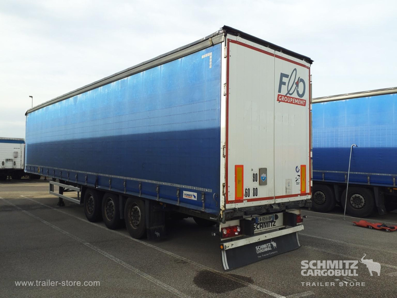 SCHMITZ Curtainsider Standard - Тентованный полуприцеп: фото 3 SCHMITZ Curtainsider Standard - Тентованный полуприцеп: фото 3