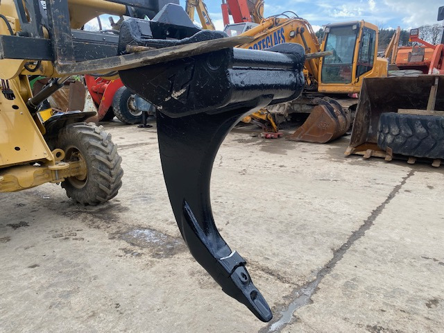 Arden QA 61/62/63 Ripper - Рыхлитель: фото 2 Arden QA 61/62/63 Ripper - Рыхлитель: фото 2