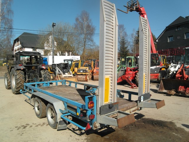 BLOMENROHR J7/2842 - Прицеп для спецтехники: фото 4 BLOMENROHR J7/2842 - Прицеп для спецтехники: фото 4