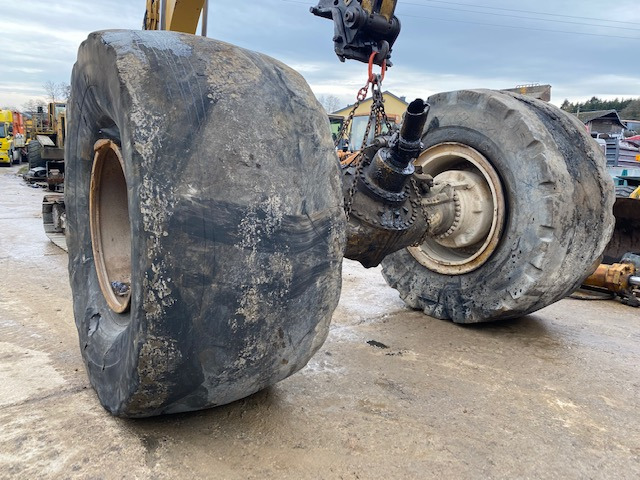 CAT 992 C -1V-5949 - Передняя ось для Строительной техники: фото 2 CAT 992 C -1V-5949 - Передняя ось для Строительной техники: фото 2