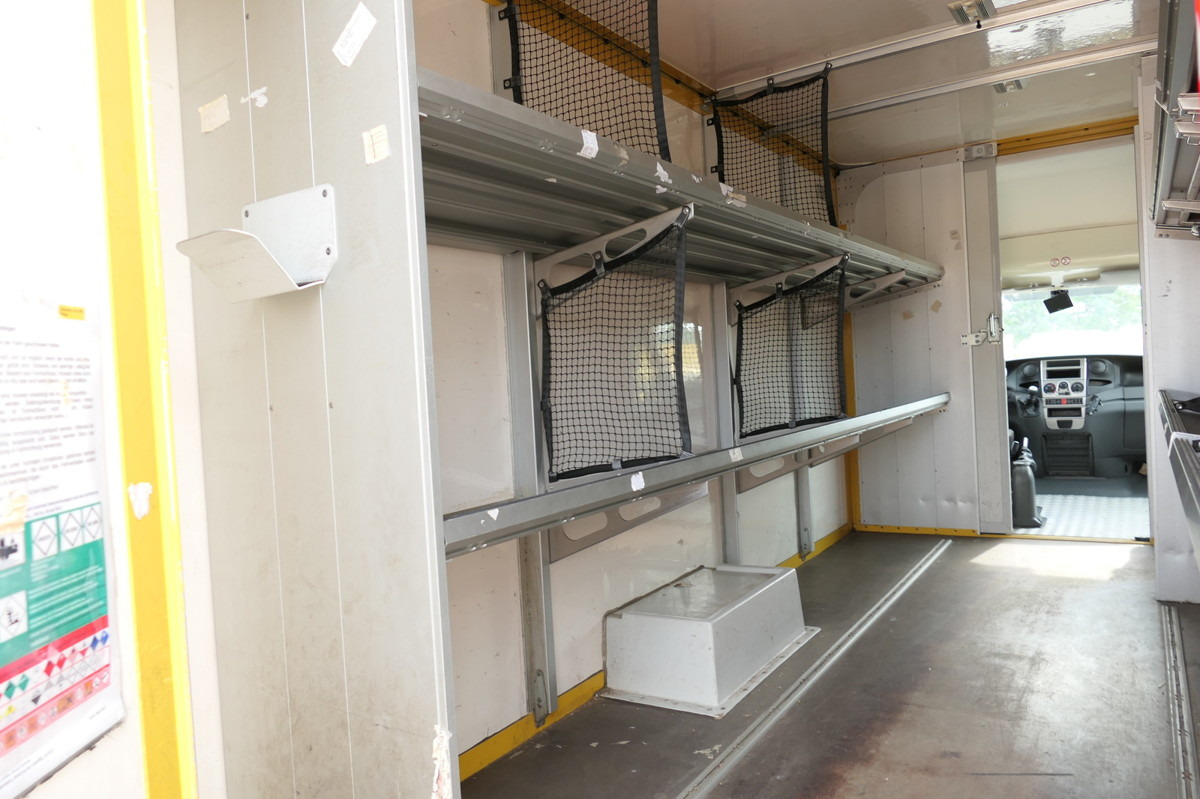 Фургон с закрытым кузовом IVECO Daily 35 S11 C30C AUTOMATIK KAMERA MAXI Regale D: фото 7 Фургон с закрытым кузовом IVECO Daily 35 S11 C30C AUTOMATIK KAMERA MAXI Regale D: фото 7