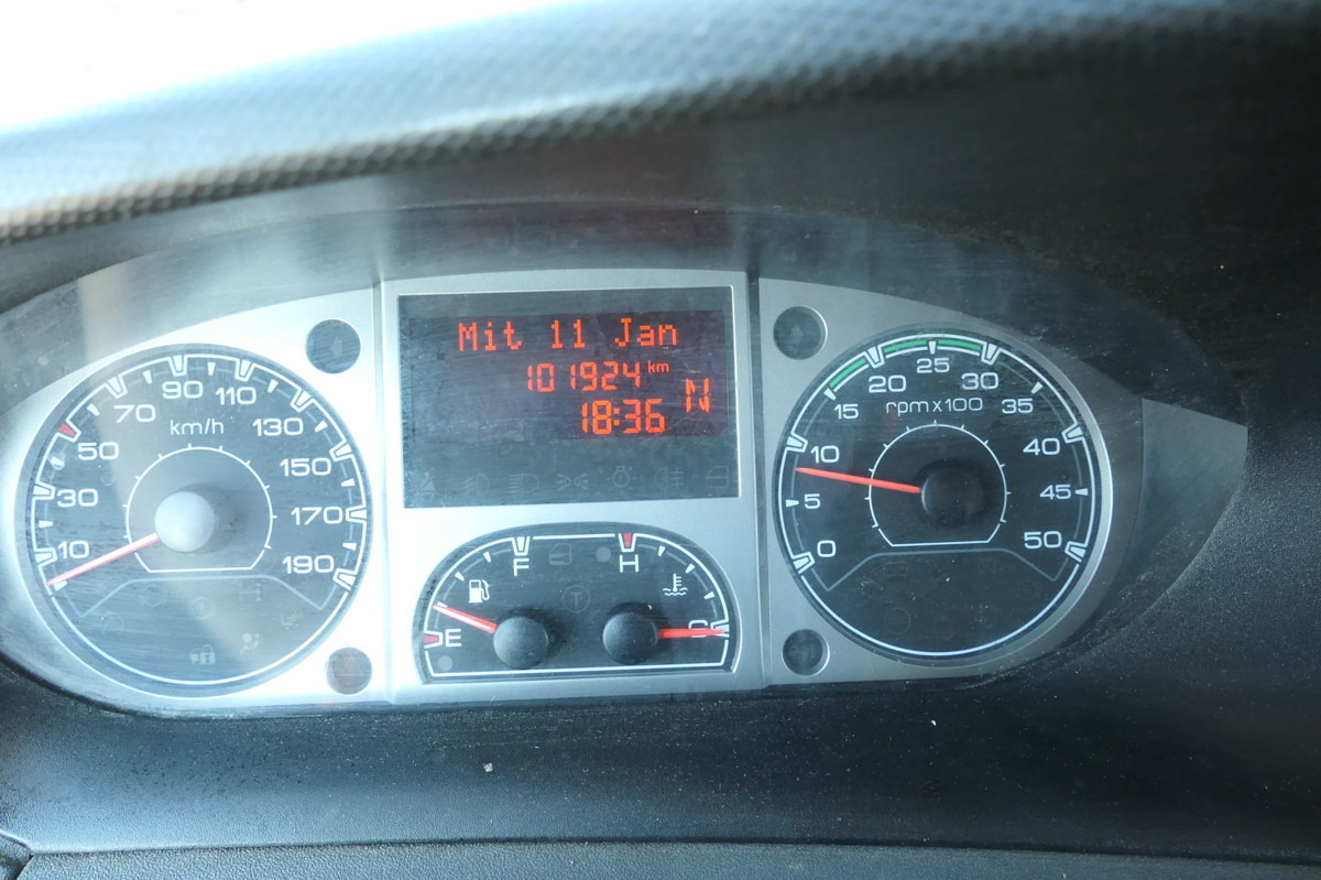 Фургон с закрытым кузовом IVECO Daily 35 S11 C30C AUTOMATIK KAMERA MAXI Regale D: фото 13 Фургон с закрытым кузовом IVECO Daily 35 S11 C30C AUTOMATIK KAMERA MAXI Regale D: фото 13