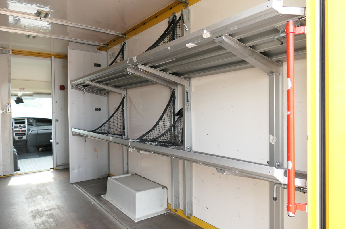 Фургон с закрытым кузовом IVECO Daily 35 S11 C30C AUTOMATIK KAMERA MAXI Regale D: фото 8 Фургон с закрытым кузовом IVECO Daily 35 S11 C30C AUTOMATIK KAMERA MAXI Regale D: фото 8