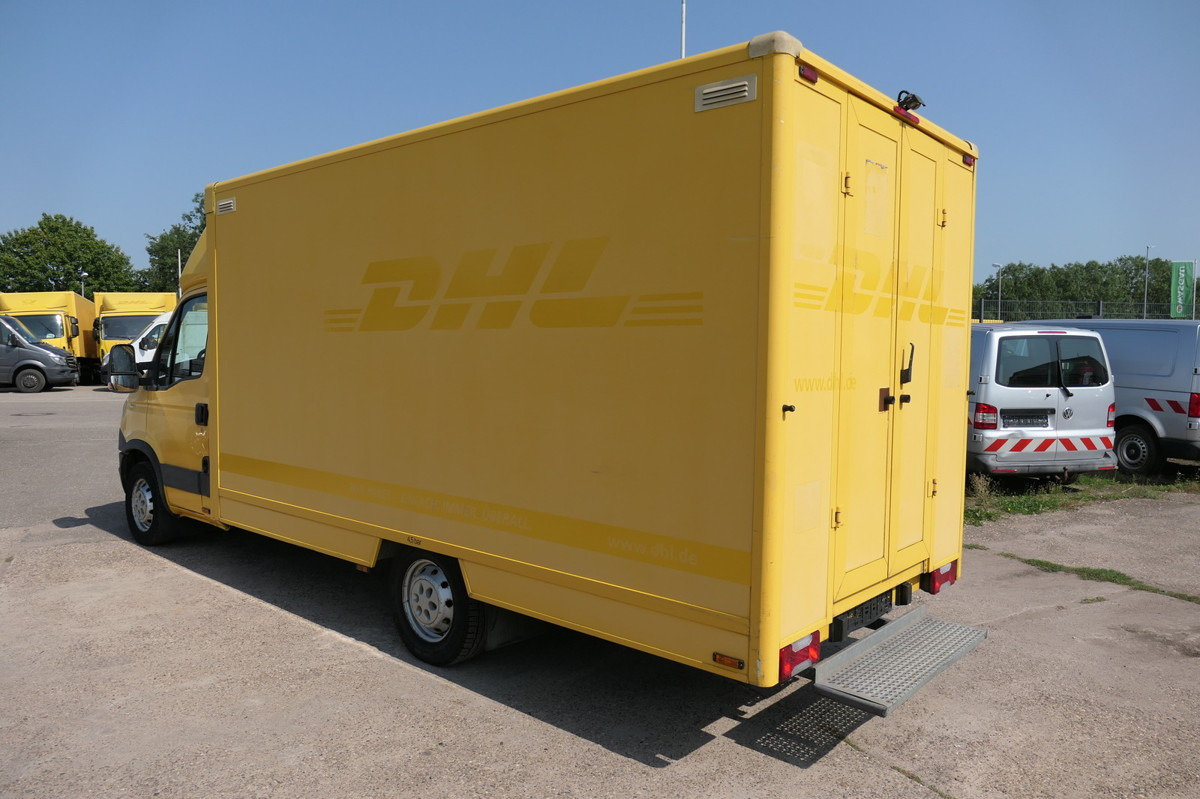 IVECO Daily 35 S11 C30C AUTOMATIK KAMERA Regale LUFT D - Фургон с закрытым кузовом: фото 4 IVECO Daily 35 S11 C30C AUTOMATIK KAMERA Regale LUFT D - Фургон с закрытым кузовом: фото 4