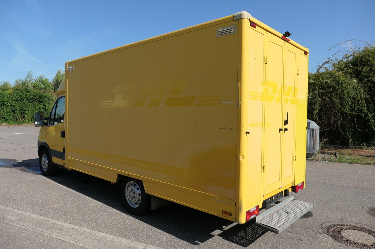 IVECO Daily 35 S11 C30C AUTOMATIK KAMERA Regale LUFT D - Фургон с закрытым кузовом: фото 4 IVECO Daily 35 S11 C30C AUTOMATIK KAMERA Regale LUFT D - Фургон с закрытым кузовом: фото 4