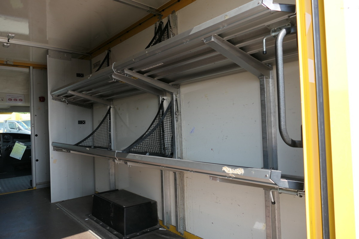 Фургон с закрытым кузовом IVECO Daily 35 S11 C30C AUTOMATIK KAMERA Regale LUFT D: фото 8 Фургон с закрытым кузовом IVECO Daily 35 S11 C30C AUTOMATIK KAMERA Regale LUFT D: фото 8