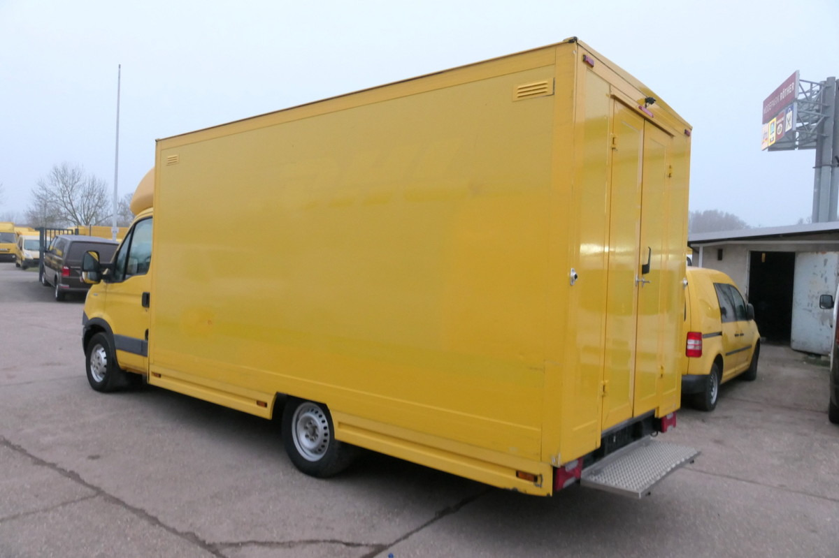 IVECO Daily 35 S11 C30C AUTOMATIK KAMERA Regale LUFT D - Фургон с закрытым кузовом: фото 4 IVECO Daily 35 S11 C30C AUTOMATIK KAMERA Regale LUFT D - Фургон с закрытым кузовом: фото 4