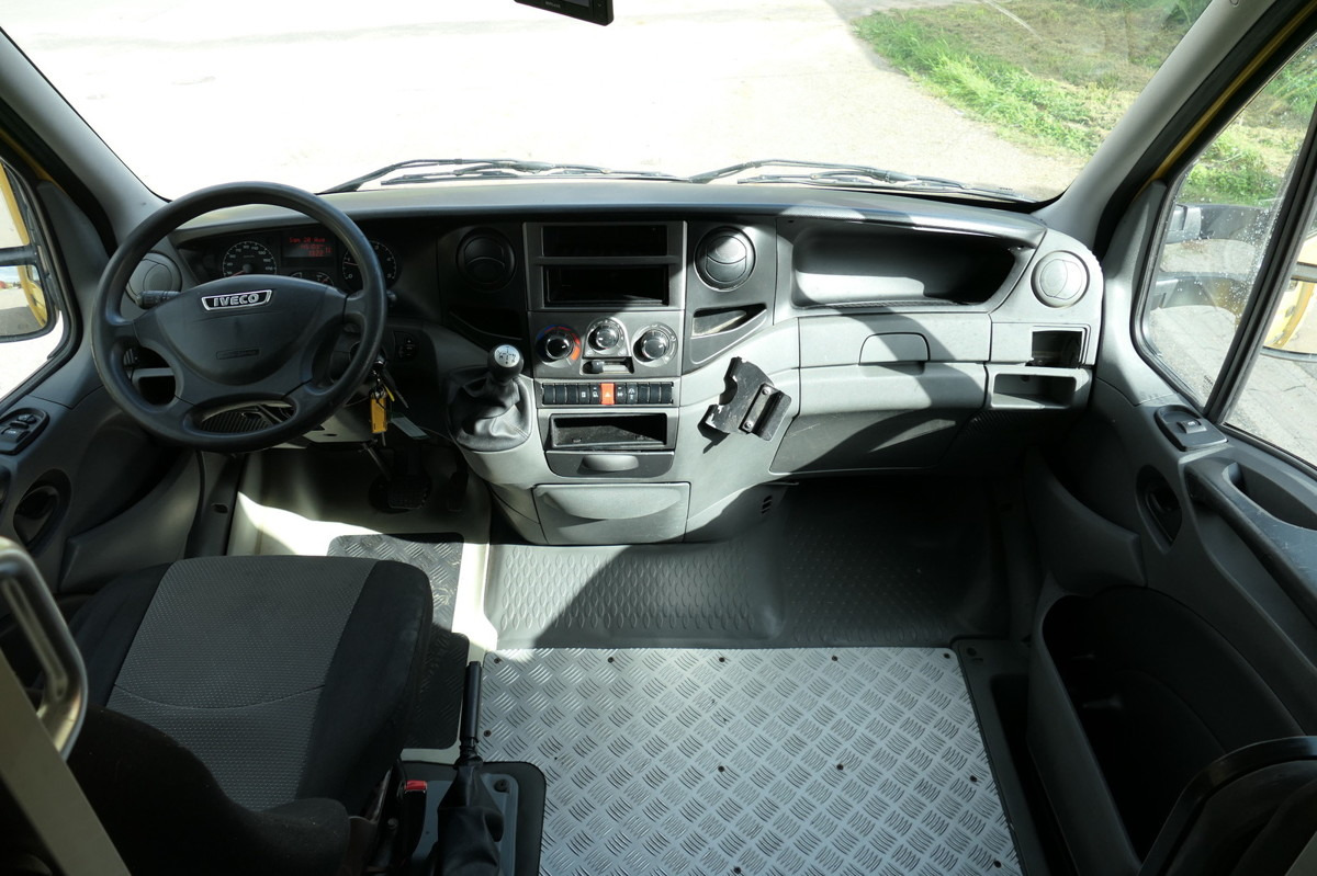 Фургон с закрытым кузовом IVECO Daily 35 S11 C30C AUTOMATIK KAMERA Regale LUFT D: фото 6