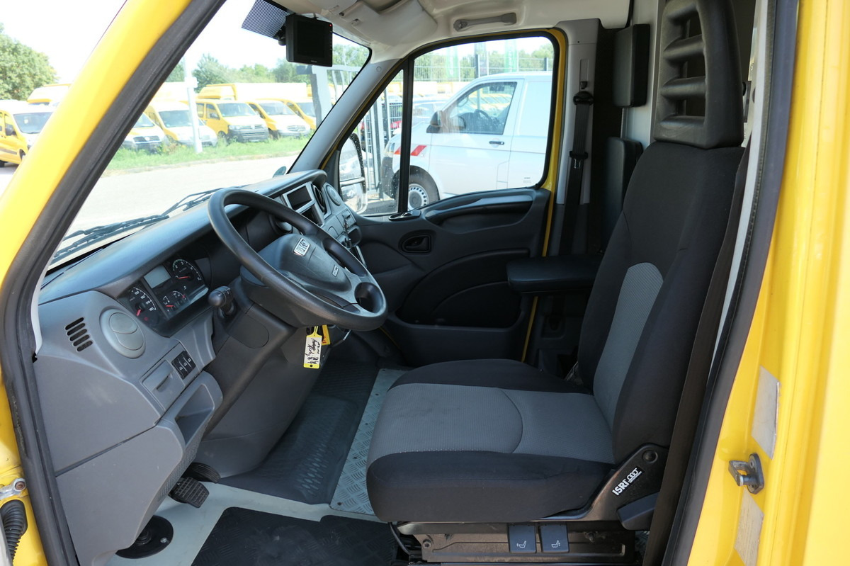 Фургон с закрытым кузовом IVECO Daily 35 S11 C30C AUTOMATIK KAMERA Regale LUFT D: фото 9 Фургон с закрытым кузовом IVECO Daily 35 S11 C30C AUTOMATIK KAMERA Regale LUFT D: фото 9
