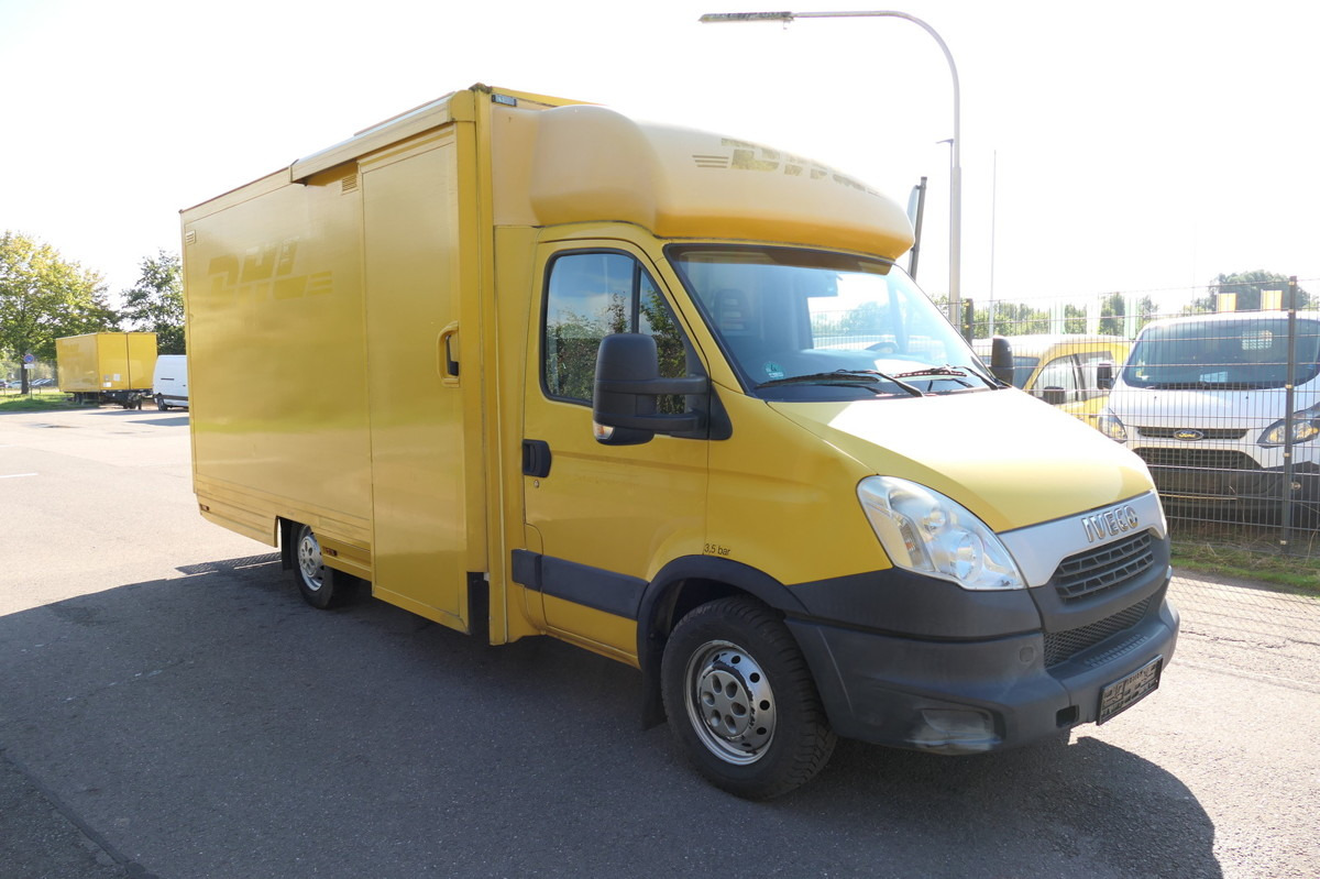 IVECO Daily 35 S11 C30C AUTOMATIK KAMERA Regale LUFT D - Фургон с закрытым кузовом: фото 2 IVECO Daily 35 S11 C30C AUTOMATIK KAMERA Regale LUFT D - Фургон с закрытым кузовом: фото 2
