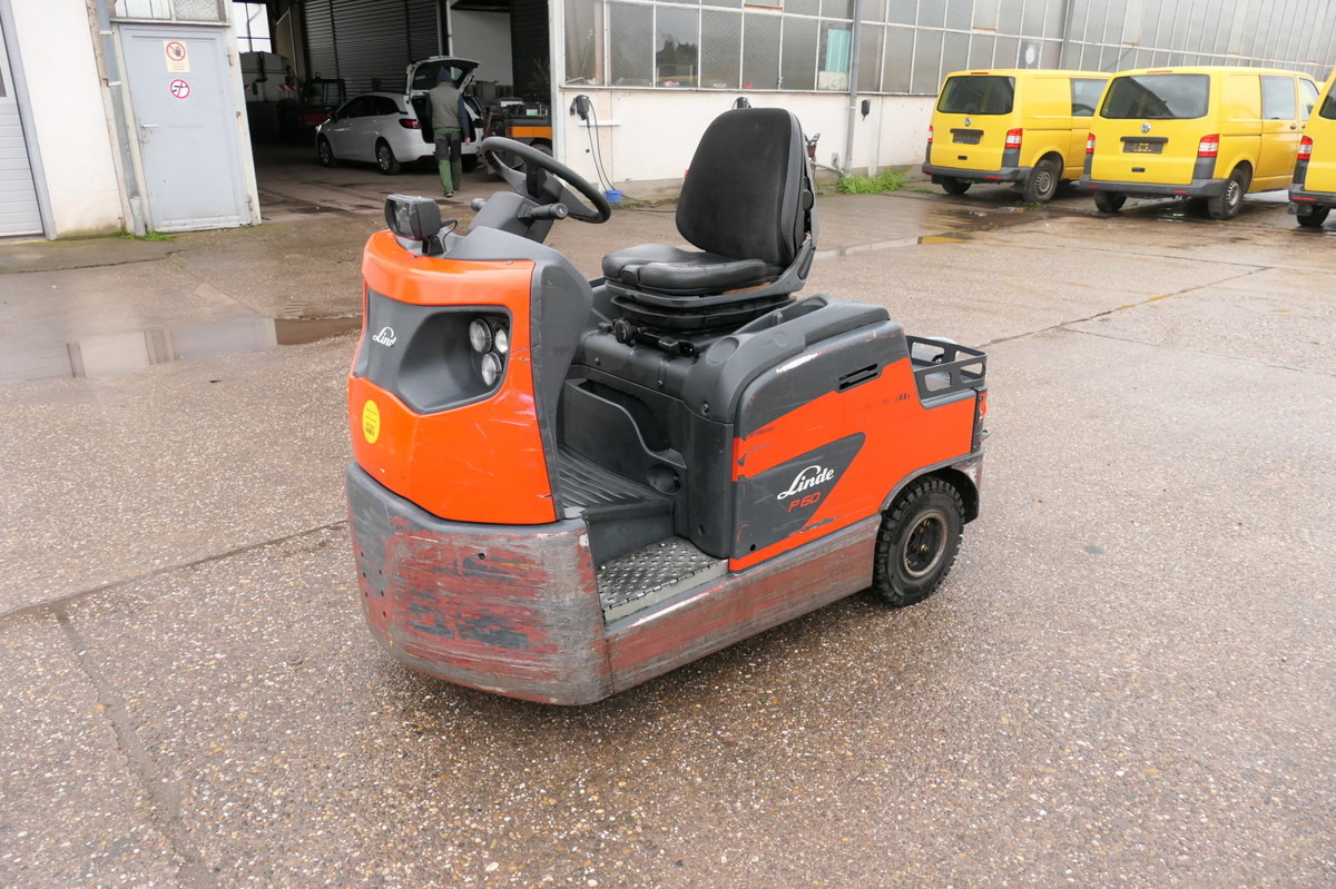 LINDE P 60 Z Schlepper Batterie 40/2020 3-Rad - Складской тягач: фото 2 LINDE P 60 Z Schlepper Batterie 40/2020 3-Rad - Складской тягач: фото 2