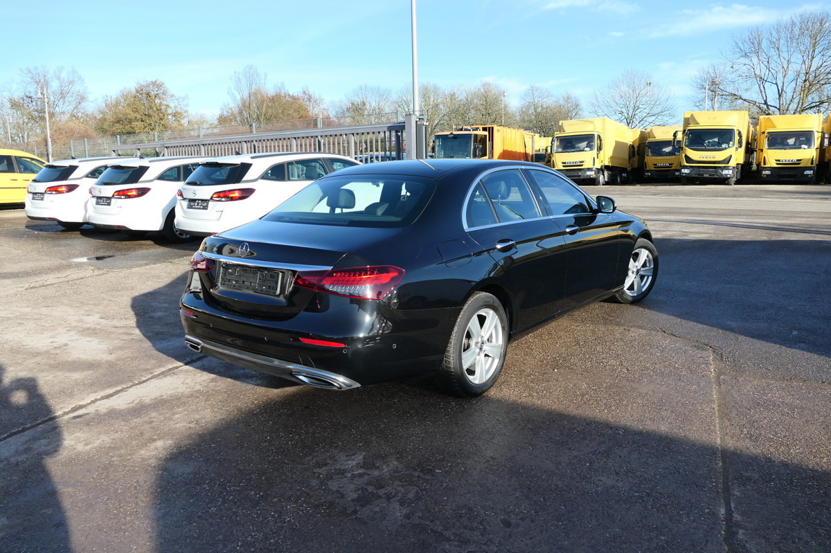 MERCEDES-BENZ E 220 d AVANTGARDE KLIMA - Седан: фото 4 MERCEDES-BENZ E 220 d AVANTGARDE KLIMA - Седан: фото 4