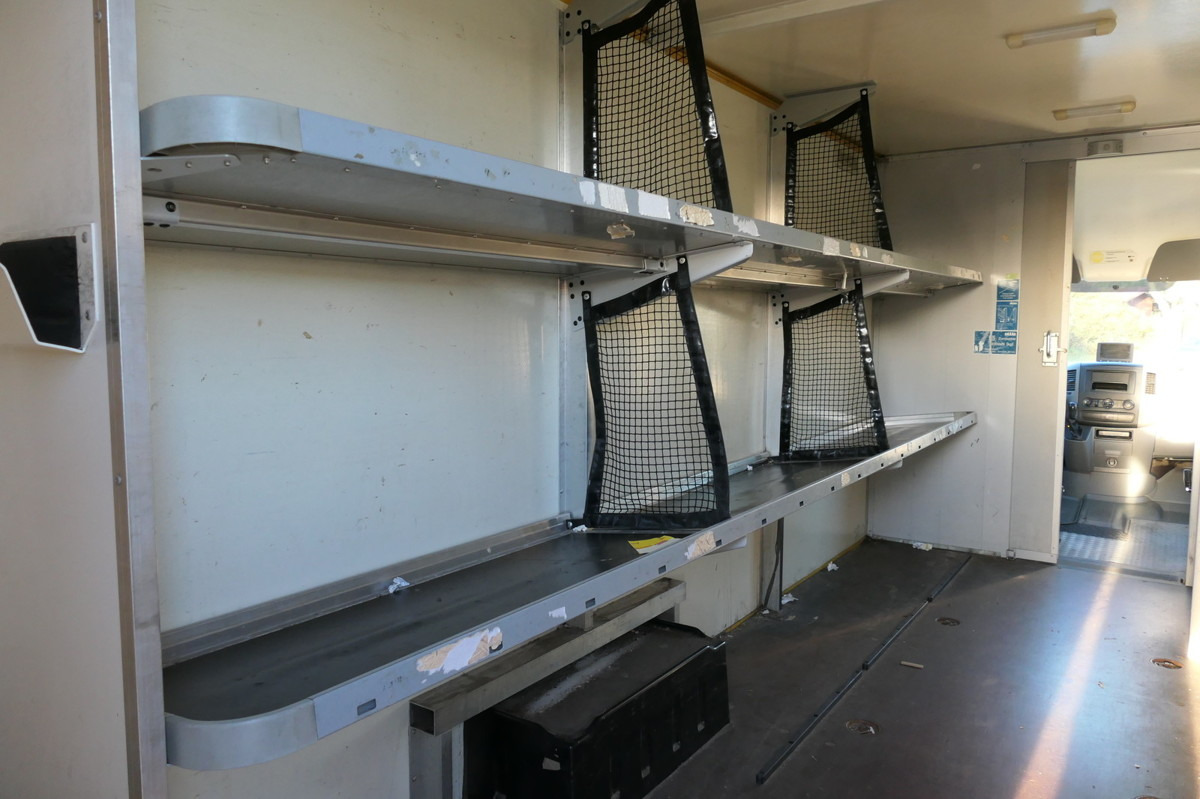 MERCEDES-BENZ SPRINTER 310 CDI MAXI EURO-5 KOFFER REGALE KAMER - Фургон с закрытым кузовом: фото 5 MERCEDES-BENZ SPRINTER 310 CDI MAXI EURO-5 KOFFER REGALE KAMER - Фургон с закрытым кузовом: фото 5