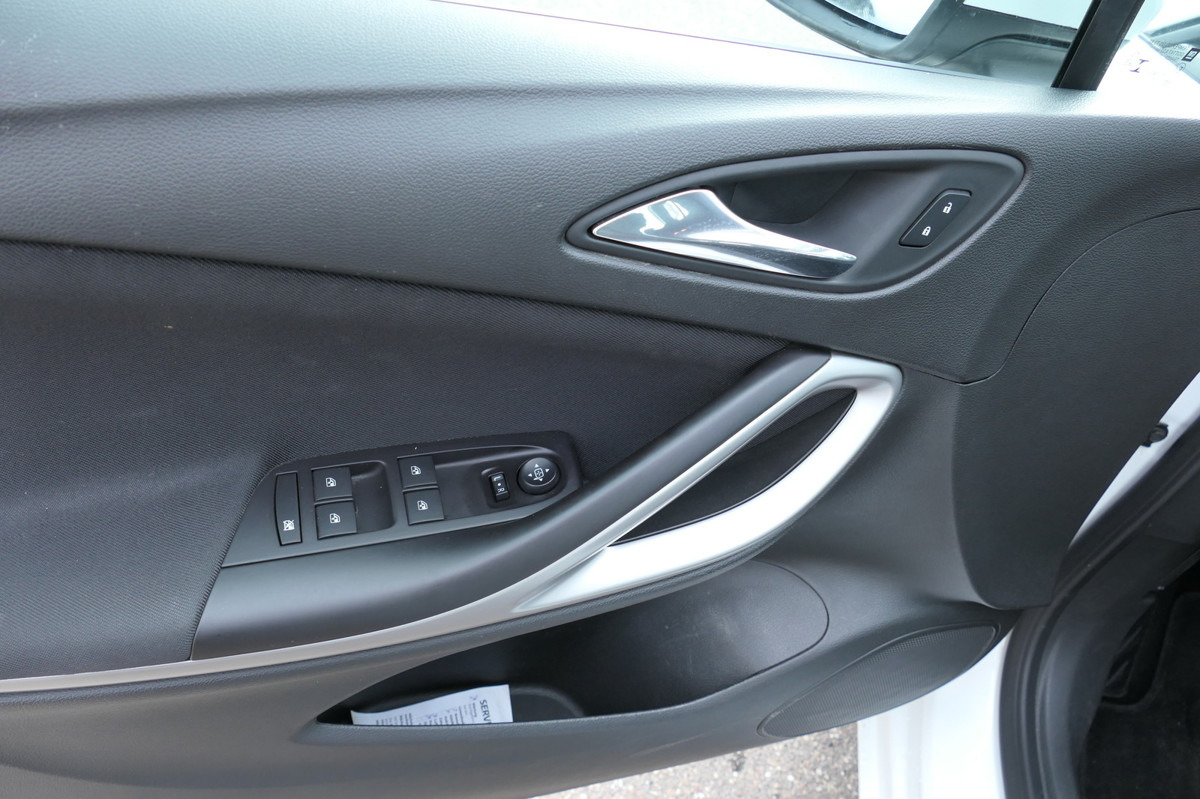 Легковой автомобиль OPEL Astra K 1.6 CDTI Edition S/S KLIMA: фото 12