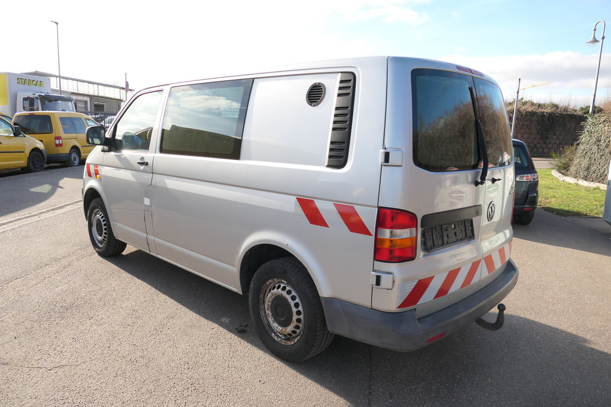 VW T5 Transporter 2.5 TDI 2-Sitzer 4Motion AHK KLIM - Легковой фургон: фото 4 VW T5 Transporter 2.5 TDI 2-Sitzer 4Motion AHK KLIM - Легковой фургон: фото 4