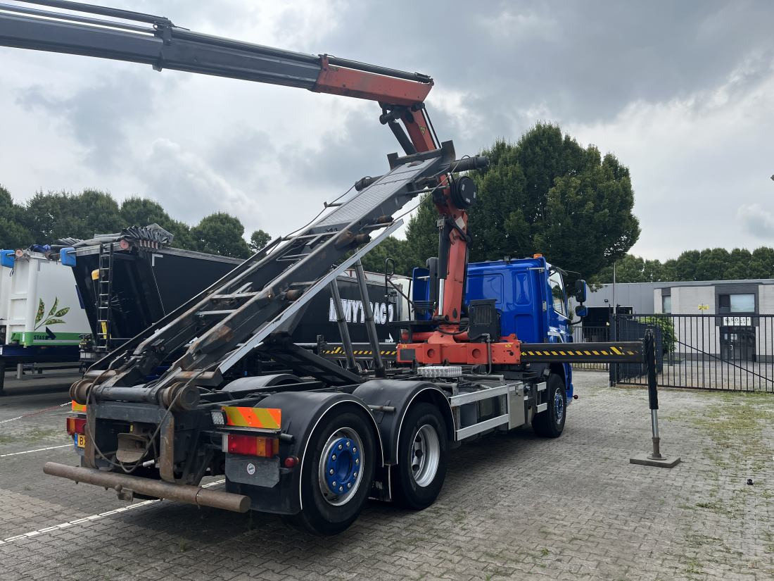 DAF CF 85.360 6x2 NCH cable system - Palfinger PK 18002 - Грузовик-контейнеровоз/ Сменный кузов, Автоманипулятор: фото 2 DAF CF 85.360 6x2 NCH cable system - Palfinger PK 18002 - Грузовик-контейнеровоз/ Сменный кузов, Автоманипулятор: фото 2