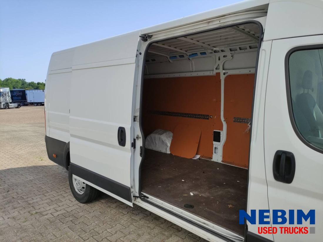 Цельнометаллический фургон Fiat Ducato 2.3 140PK - L3H2 - Automatic Gearbox: фото 8