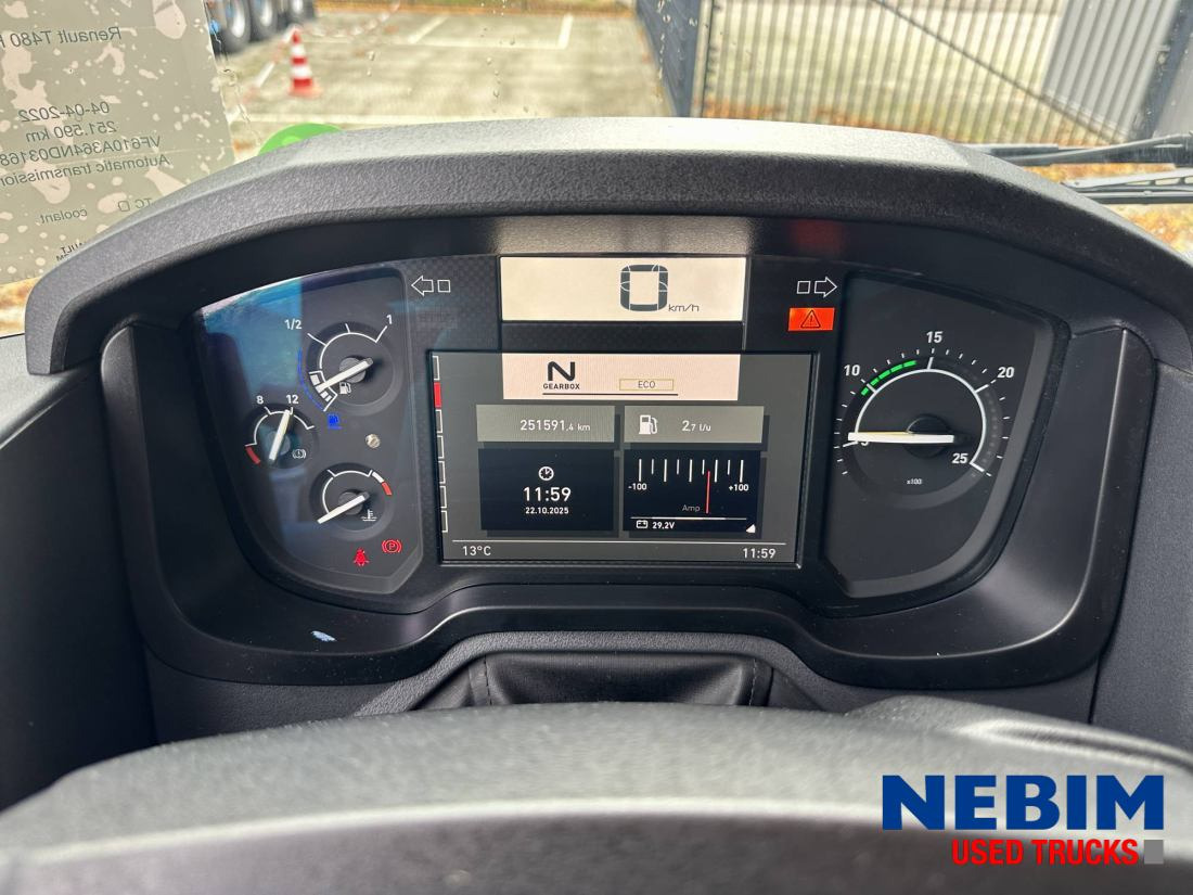 Renault T HIGH 480 251.590km - Тягач: фото 5 Renault T HIGH 480 251.590km - Тягач: фото 5