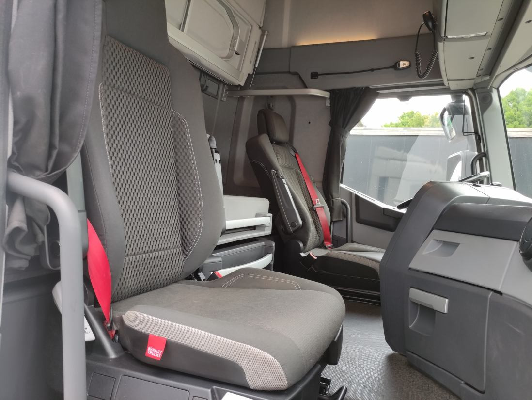 Renault T430 4x2 Sleeper Cab - Тягач: фото 5 Renault T430 4x2 Sleeper Cab - Тягач: фото 5