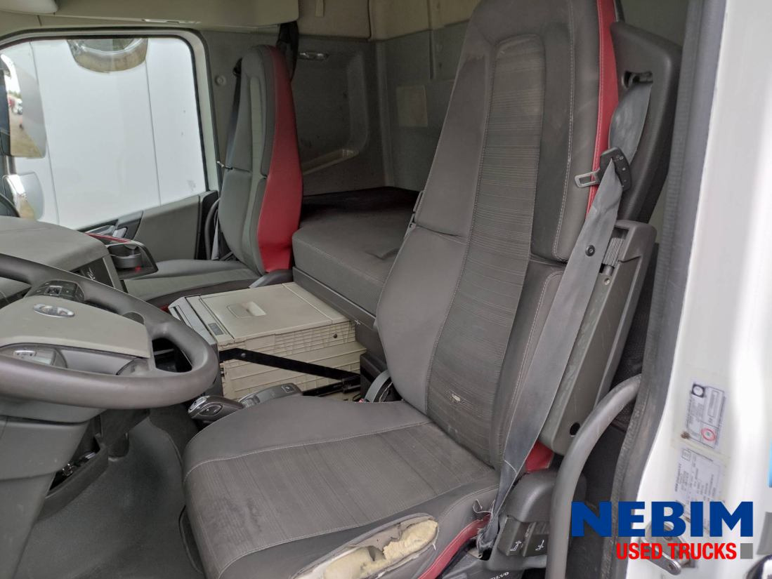 Volvo FH 460 4X2 - Globetrotter  - Тягач: фото 3 Volvo FH 460 4X2 - Globetrotter  - Тягач: фото 3