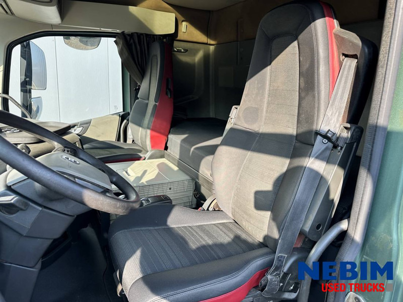 Volvo FH500 6x4 - RETARDER - HUB REDUCTION - BOUGIE LIFT - Крюковой мультилифт: фото 3 Volvo FH500 6x4 - RETARDER - HUB REDUCTION - BOUGIE LIFT - Крюковой мультилифт: фото 3