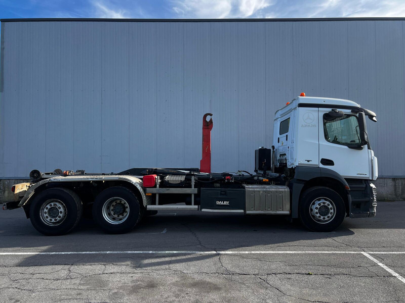 Крюковой мультилифт Mercedes-Benz Actros 2543: фото 6