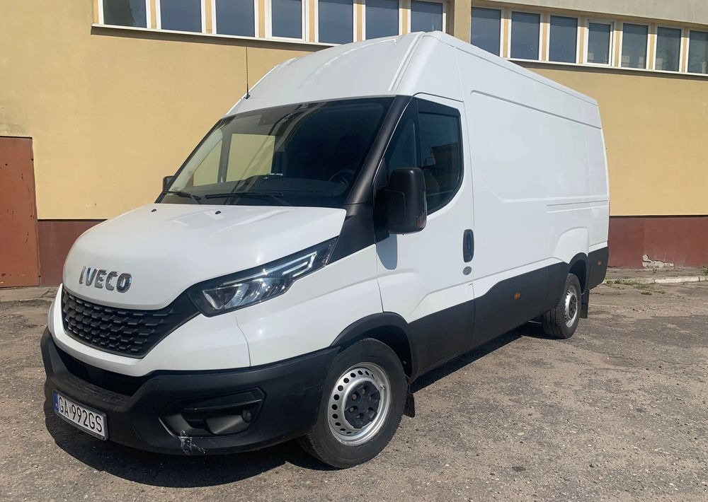 Iveco DAILY - Цельнометаллический фургон: фото 1 Iveco DAILY - Цельнометаллический фургон: фото 1