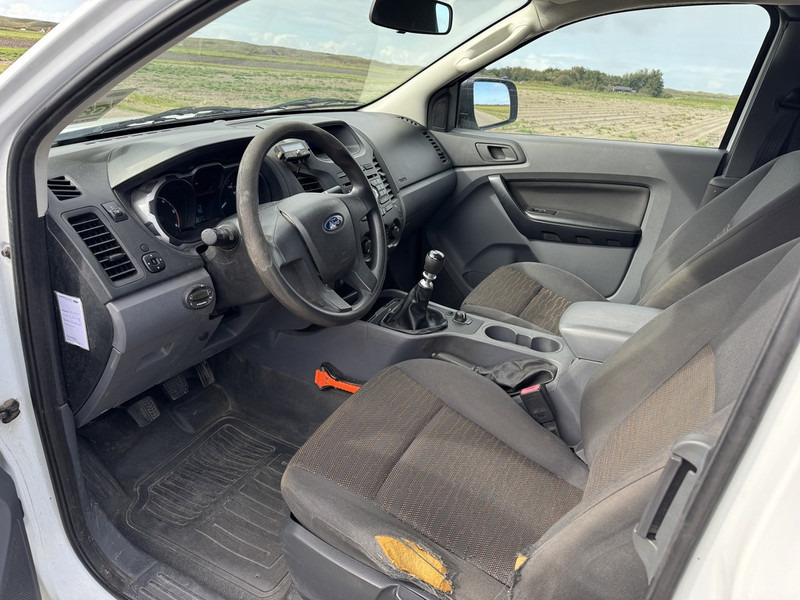 Ford Ranger - Малотоннажный бортовой грузовик: фото 4 Ford Ranger - Малотоннажный бортовой грузовик: фото 4