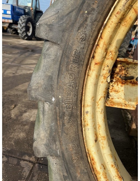 Michelin 9.5 R36 - Шина: фото 2 Michelin 9.5 R36 - Шина: фото 2