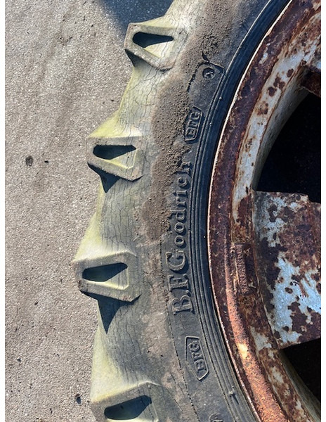 Michelin en goodrich 16.6 R38 - Шина: фото 4 Michelin en goodrich 16.6 R38 - Шина: фото 4