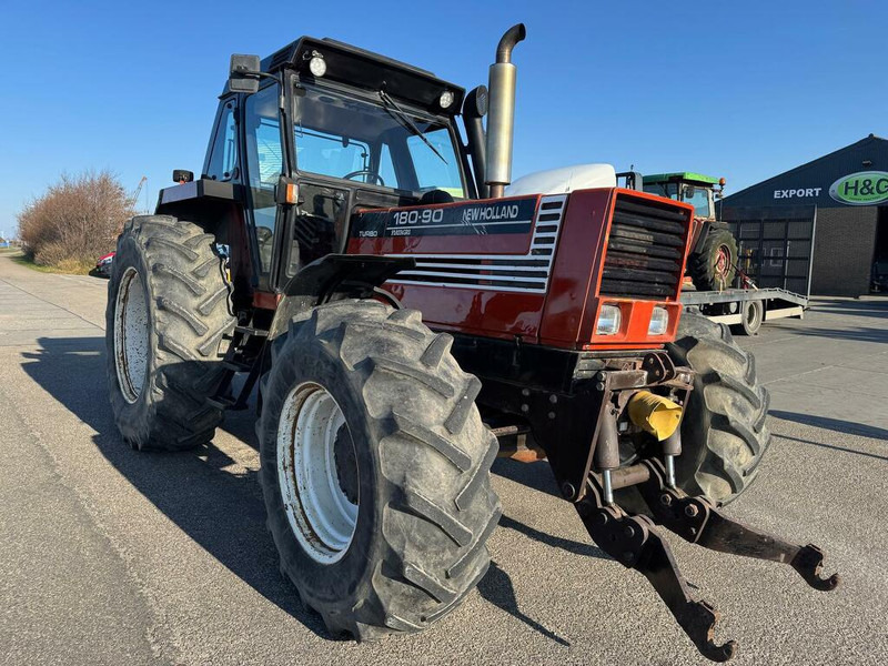 New Holland 180-90 DT - Трактор: фото 3 New Holland 180-90 DT - Трактор: фото 3