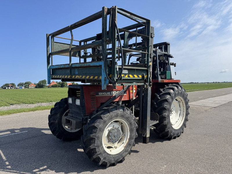 New Holland 80-66 DT - Трактор: фото 1 New Holland 80-66 DT - Трактор: фото 1