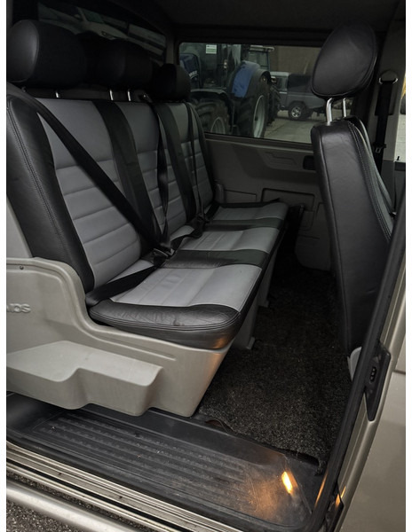 Цельнометаллический фургон Volkswagen Transporter 2.5 TDI: фото 11