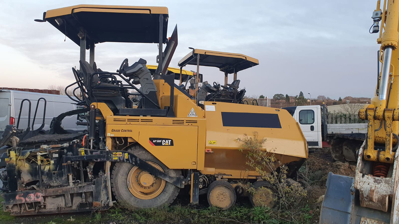 Caterpillar AP500 - Асфальтоукладчик: фото 1 Caterpillar AP500 - Асфальтоукладчик: фото 1