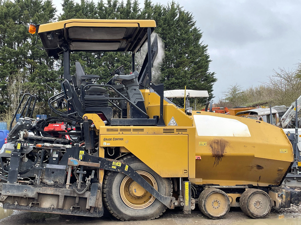 Caterpillar AP500F - Асфальтоукладчик: фото 4 Caterpillar AP500F - Асфальтоукладчик: фото 4