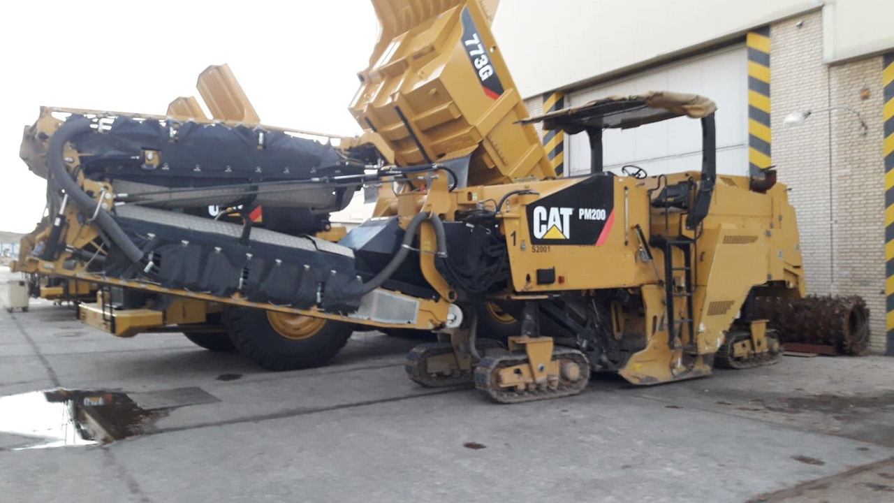 Caterpillar PM 200 - Дорожная фреза: фото 4 Caterpillar PM 200 - Дорожная фреза: фото 4