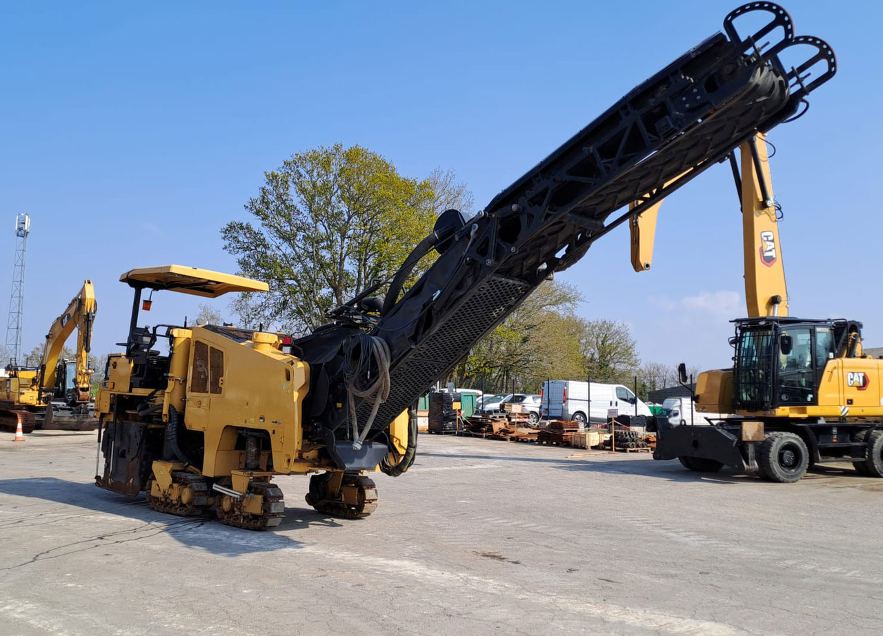 Caterpillar PM-310 - Дорожная фреза: фото 3 Caterpillar PM-310 - Дорожная фреза: фото 3