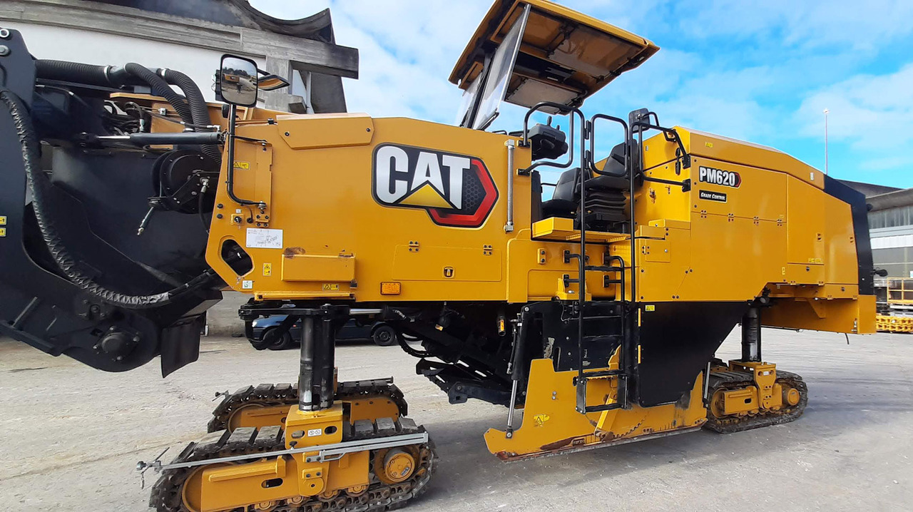 Caterpillar PM-620 - Дорожная фреза: фото 1 Caterpillar PM-620 - Дорожная фреза: фото 1