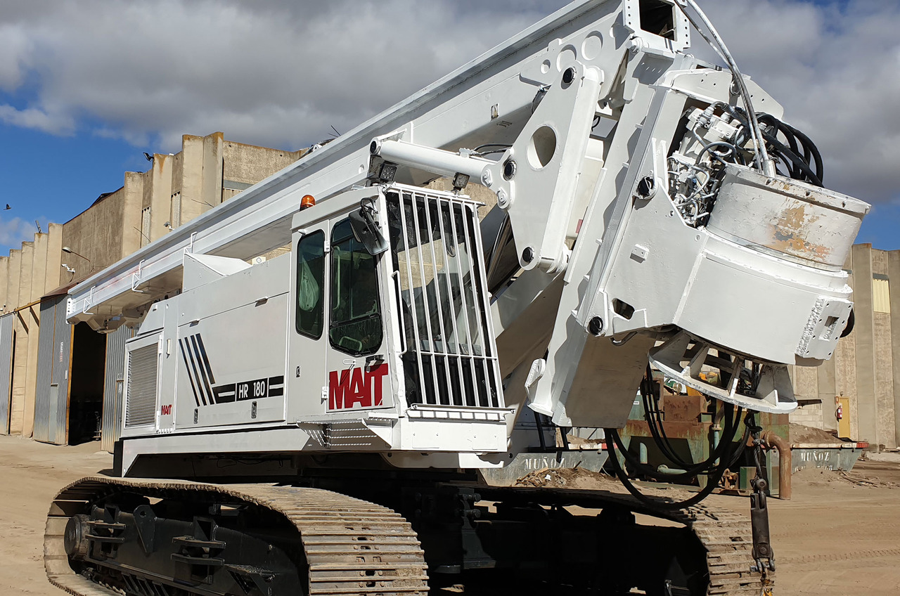 MAIT HR180 - Сваебойная установка: фото 2 MAIT HR180 - Сваебойная установка: фото 2