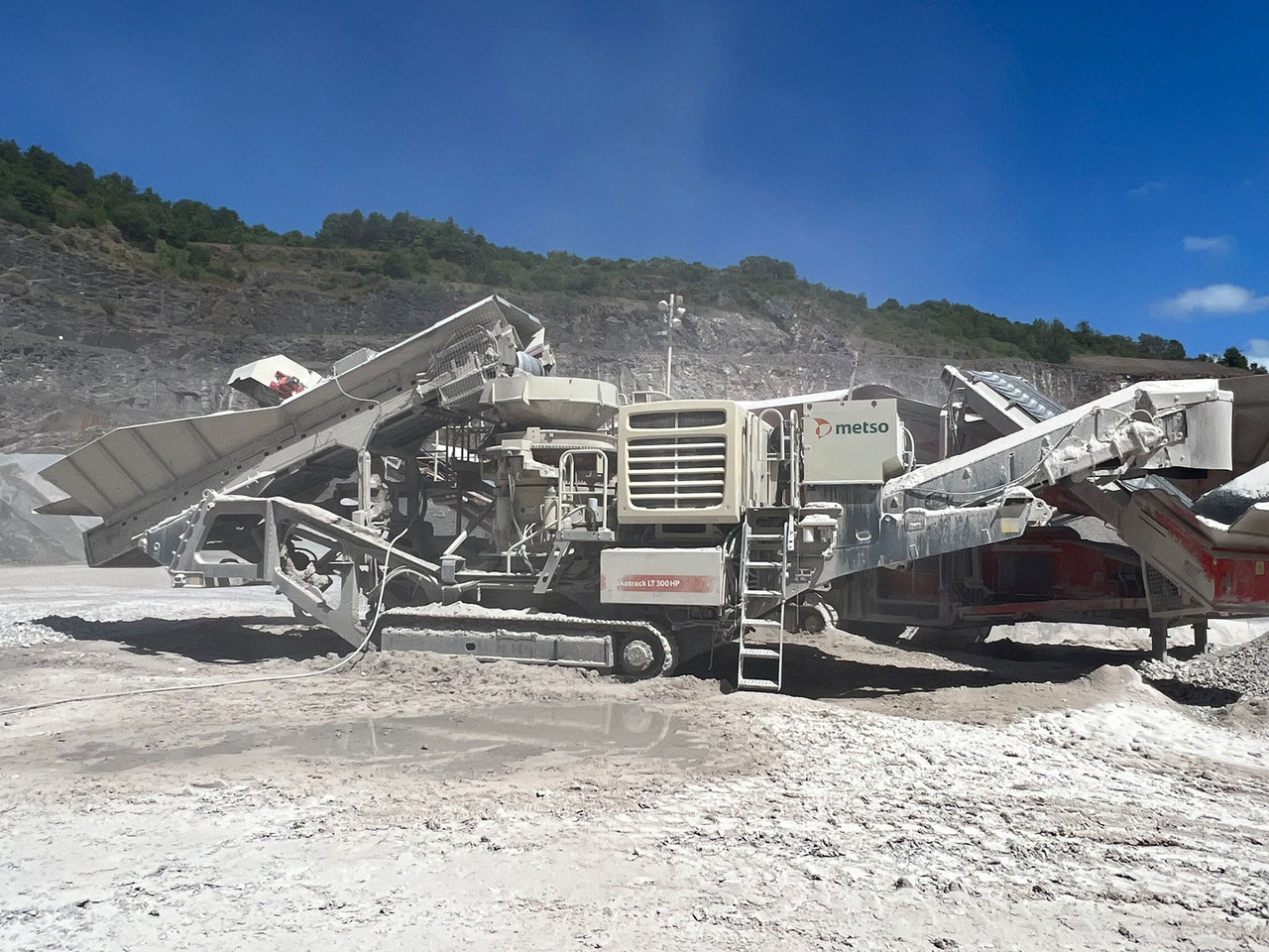 Metso LT300 HP - Конусная дробилка: фото 1 Metso LT300 HP - Конусная дробилка: фото 1