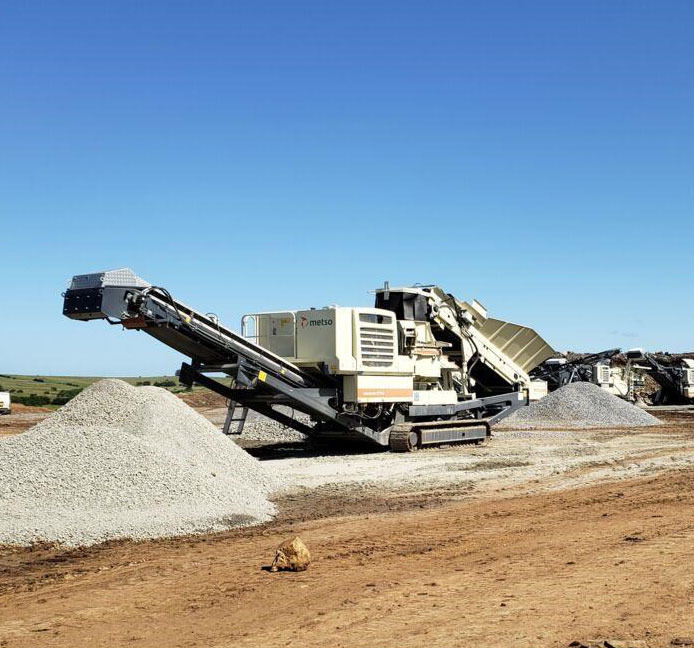 Metso LT7150 - Щековая дробилка: фото 1 Metso LT7150 - Щековая дробилка: фото 1
