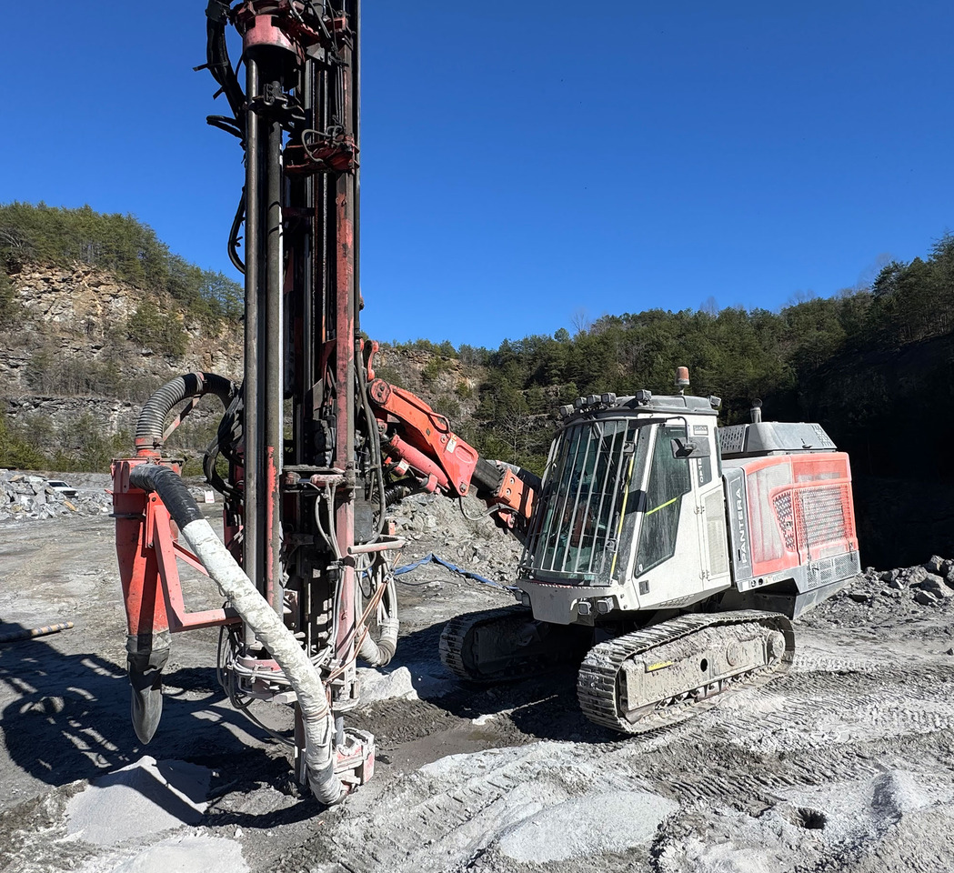 Sandvik DP1500i - Буровая машина: фото 2 Sandvik DP1500i - Буровая машина: фото 2