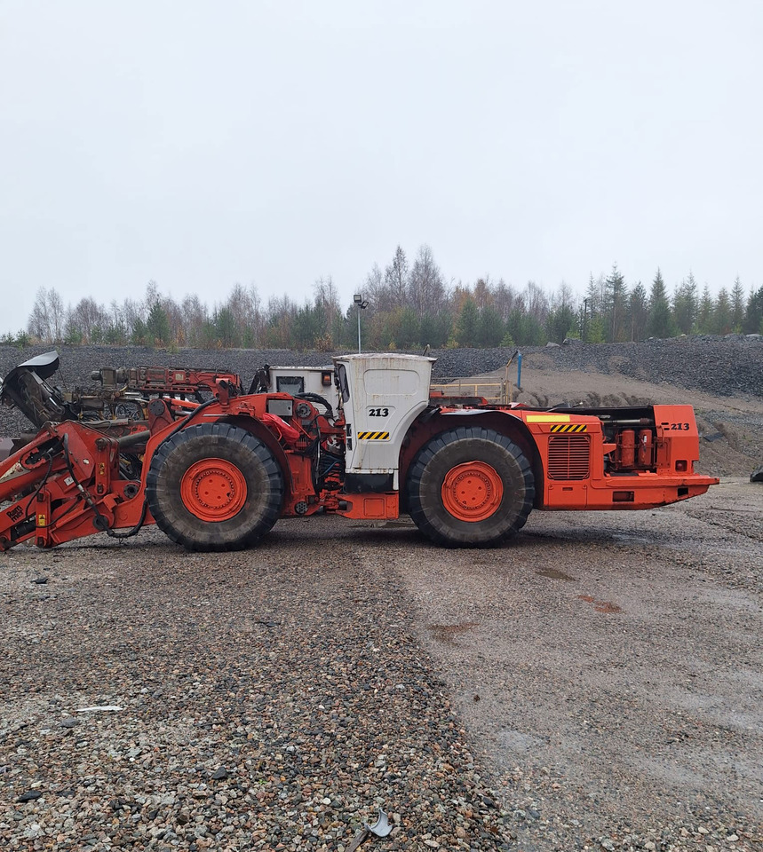Sandvik LH517 - Горнодобывающая техника: фото 2 Sandvik LH517 - Горнодобывающая техника: фото 2