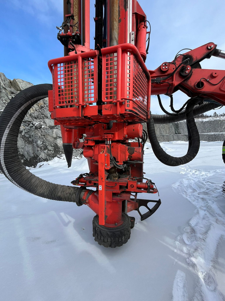 Sandvik Leopard DI650I - Буровая машина: фото 4 Sandvik Leopard DI650I - Буровая машина: фото 4