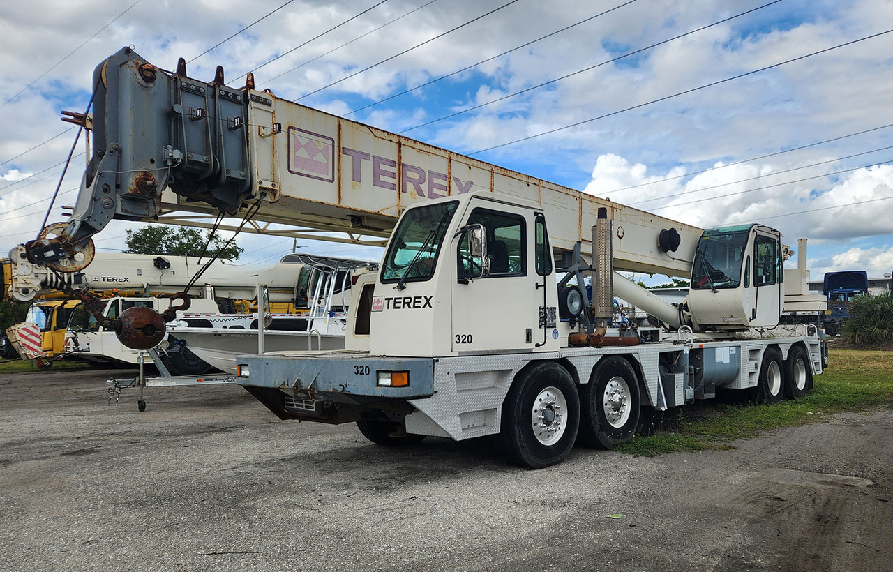 Terex T560 - Мобильный кран: фото 2 Terex T560 - Мобильный кран: фото 2