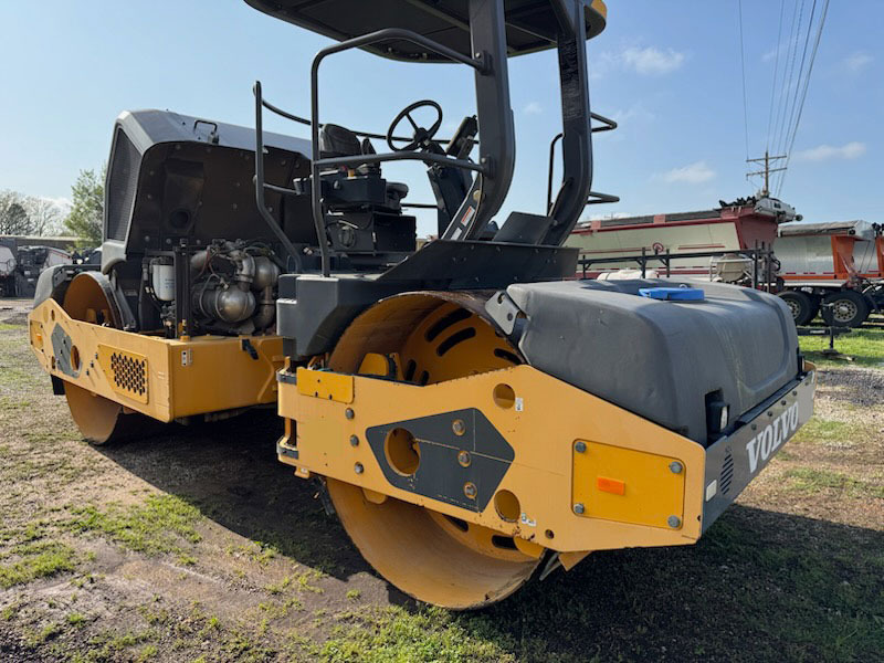 Volvo DD120C - Каток: фото 3 Volvo DD120C - Каток: фото 3