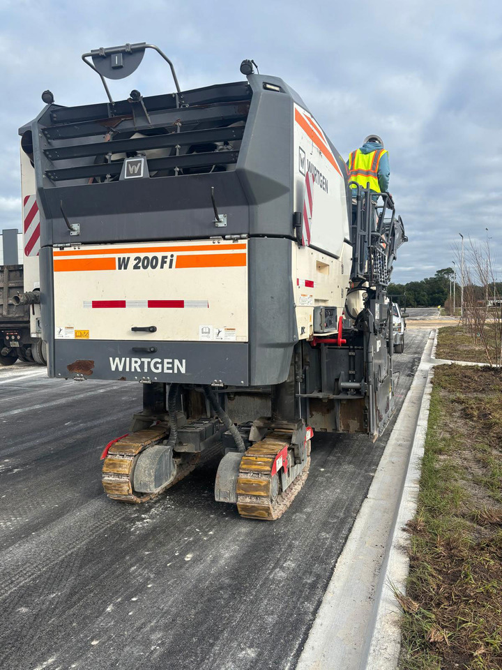 Wirtgen W 200 Fi - Дорожная фреза: фото 4 Wirtgen W 200 Fi - Дорожная фреза: фото 4